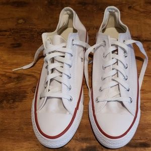 Womans Converse Sneakers